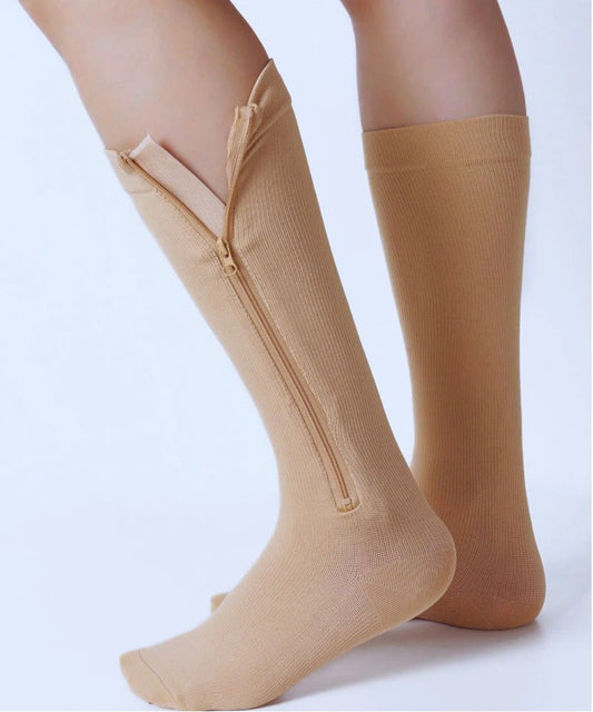 DiaFlow™ Leg-Defining Compression Socks