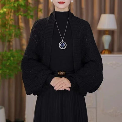 🔥2025 New Fashion🎀Fashion Hollow Out Knitted Shawl Coat